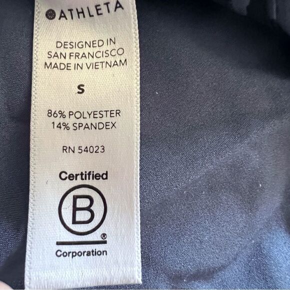 Athleta leopard sleeveless tank top - Picture 2 of 7